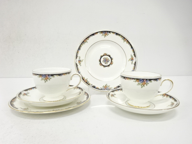 WEDGWOOD　ウェッジウッド　オズボーン　トリオペア　洋食器